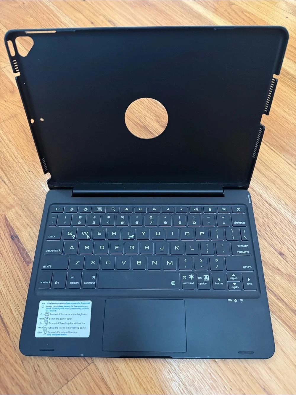 Universal Black Keyboard Case for Tablet with Trackpad